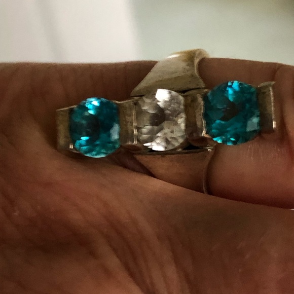 NWOT Sterling Silver Lab Created Pariba & White Topaz Ring - Picture 8 of 8